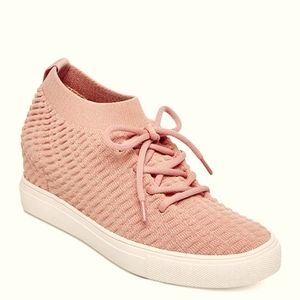 STEVEN by Steve Madden Carin Wedge Sneakers sz 10